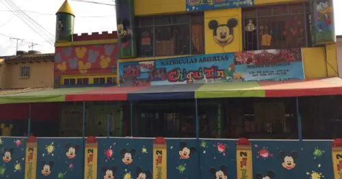 GIMNASIO PREESCOLAR CHIQUI TIN GIMNASIO PREESCOLAR CHIQUI TIN